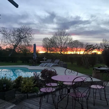 Maison De Paille Ceton