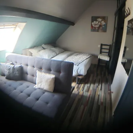 Maison De Paille B&B *